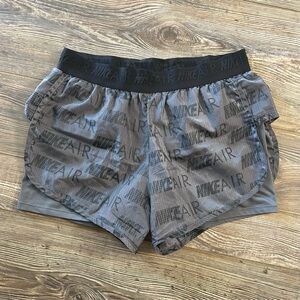 Nike Air shorts size M